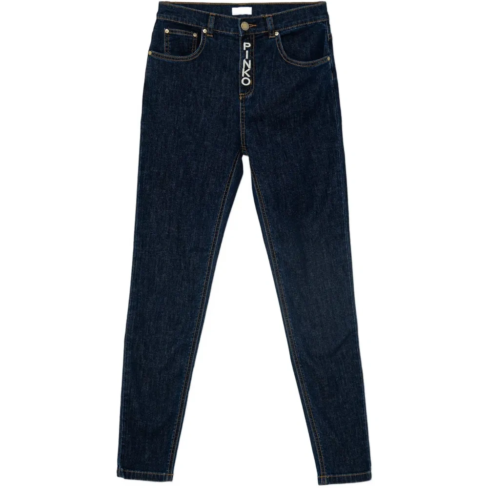 Джинсы с вышитым логотипом