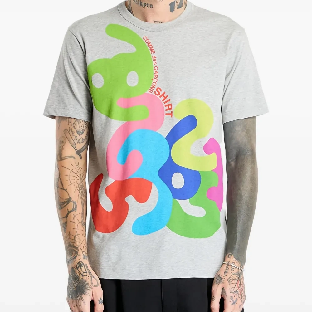 Футболка с графичным принтом