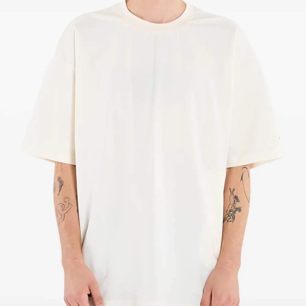 Футболка с карманом