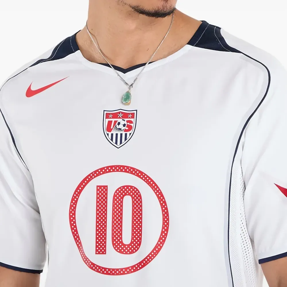 Топ Donovan Reissue Soccer Replica