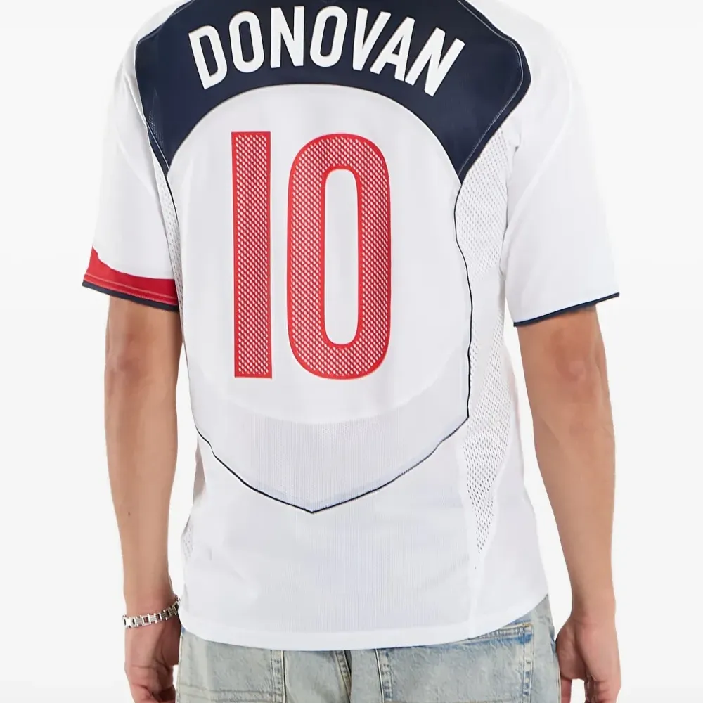 Топ Donovan Reissue Soccer Replica