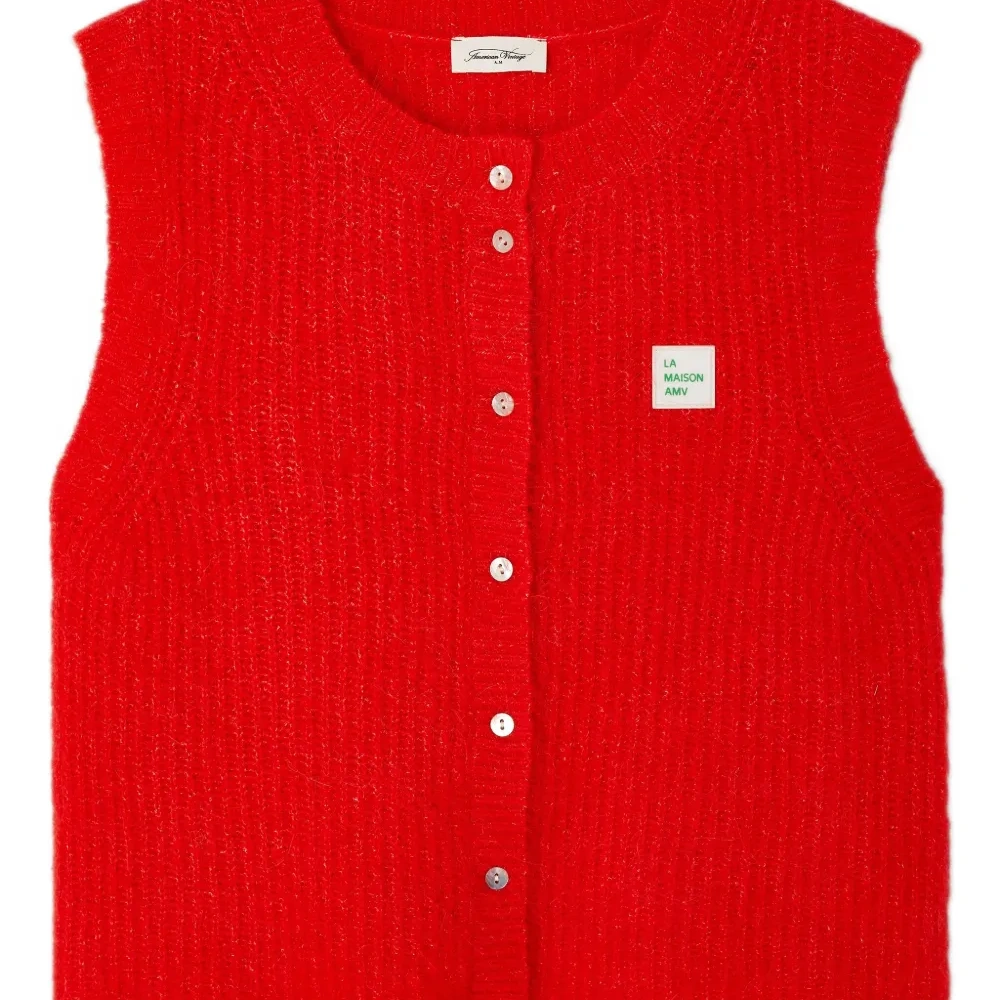 Кардиган East без рукавов