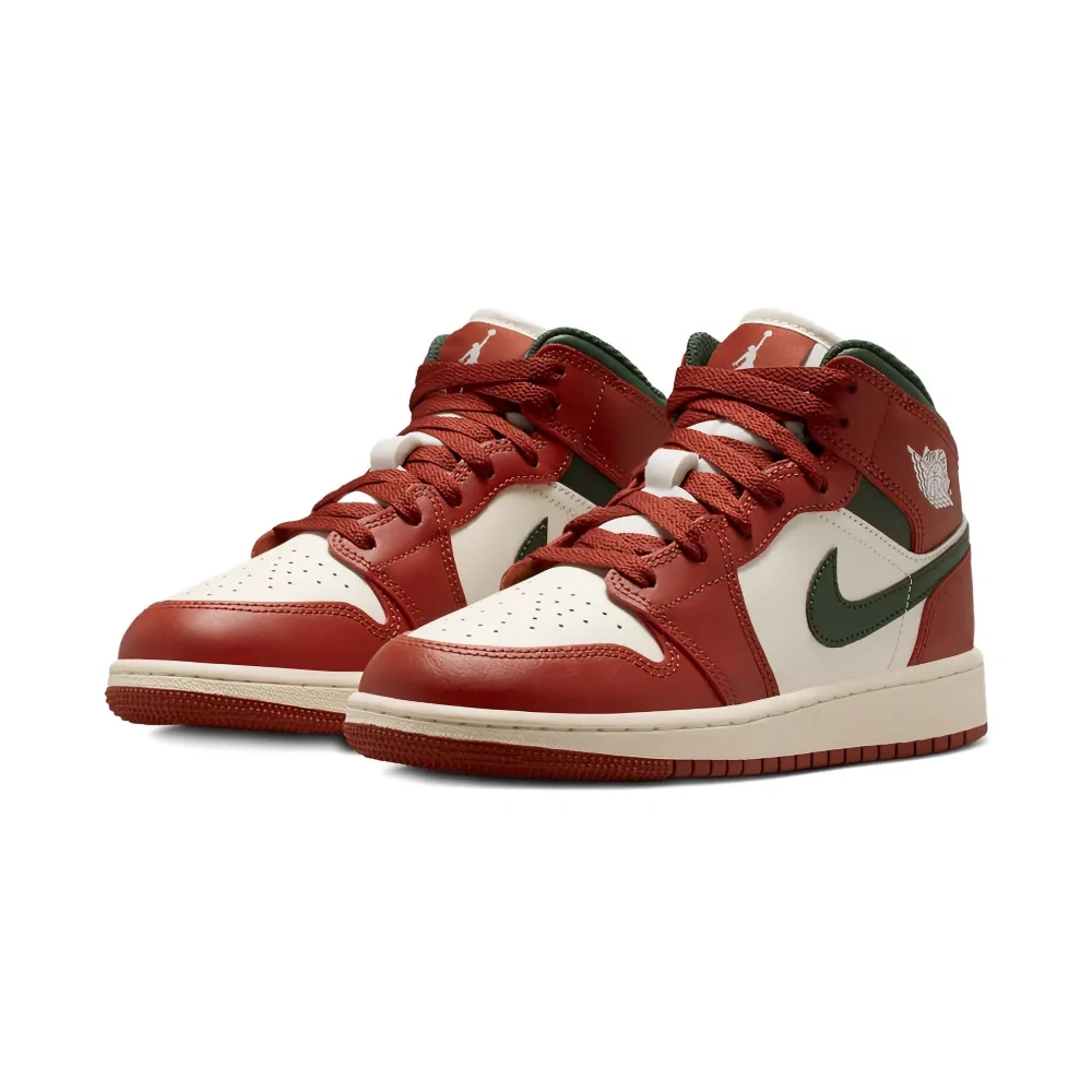 Кроссовки Air Jordan 1 Mid Кроссовки Air Jordan 1 Mid