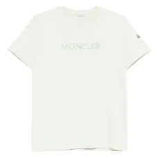 Футболка с вышитым логотипом