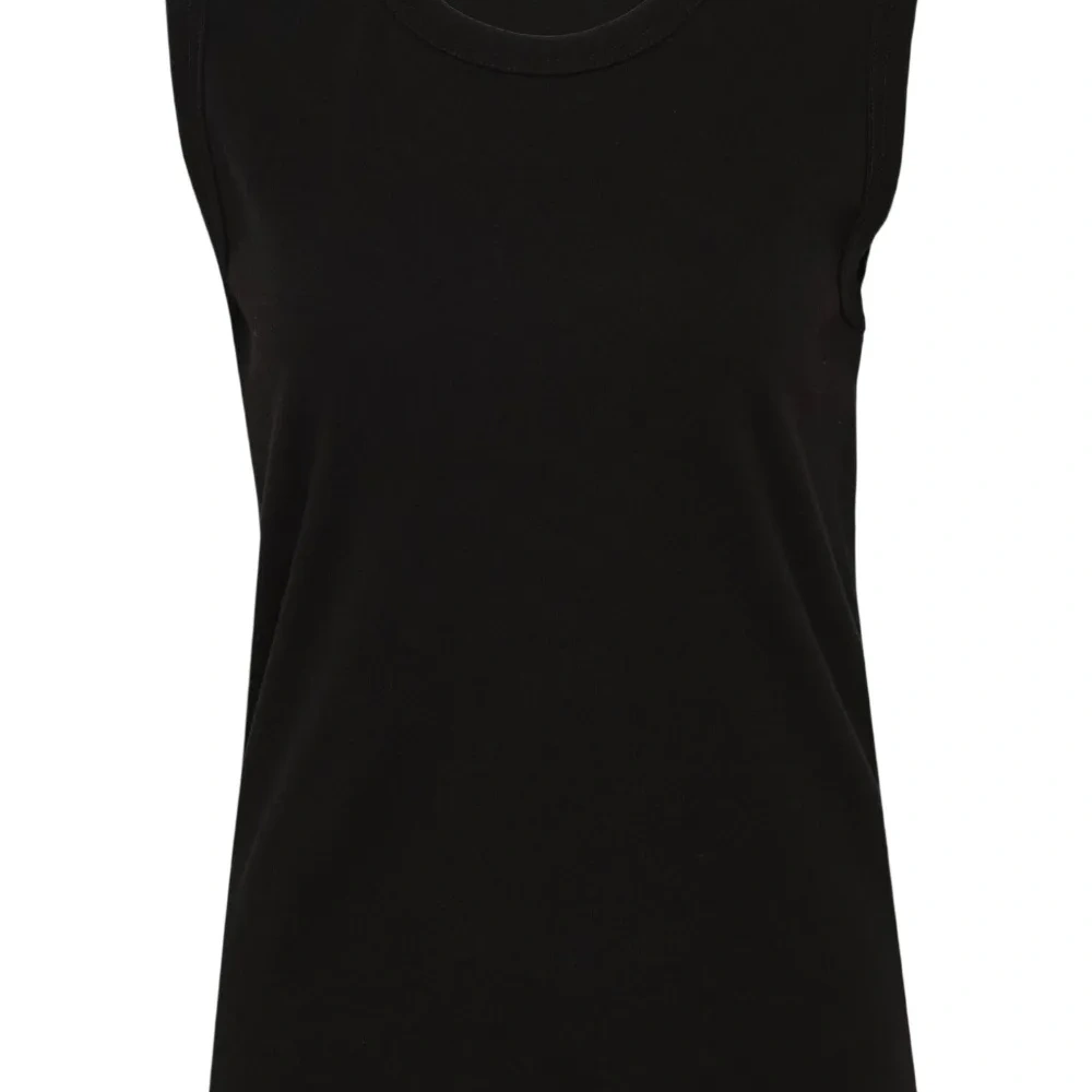 Топ без рукавов