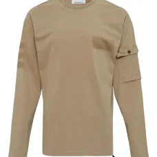 Футболка с длинными рукавами и карманом