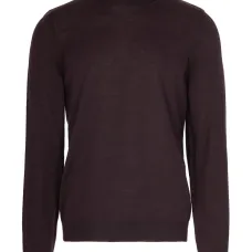 Свитер с высоким воротником