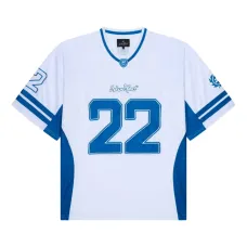 Футболка с V-образным вырезом