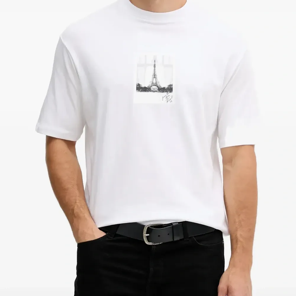 Футболка из коллаборации с Paris Hilton