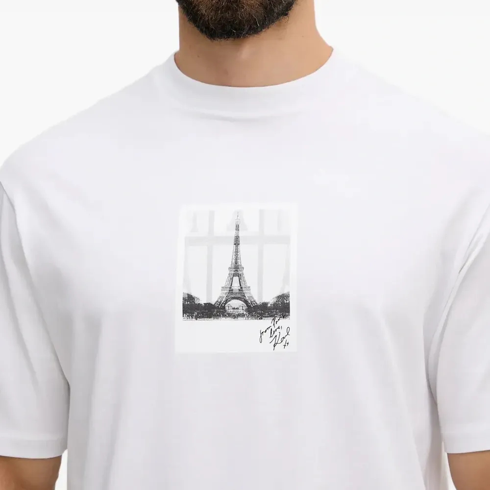 Футболка из коллаборации с Paris Hilton