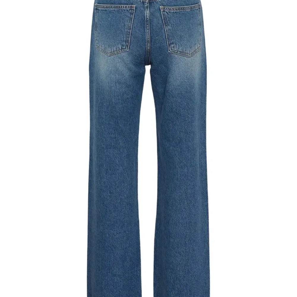 Джинсы с нашивкой-логотипом