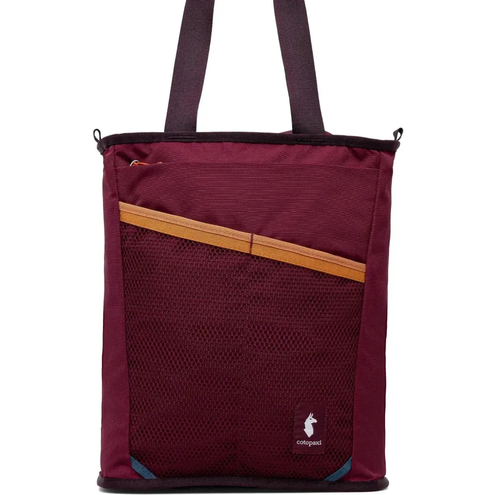 Рюкзак с нашивкой-логотипом