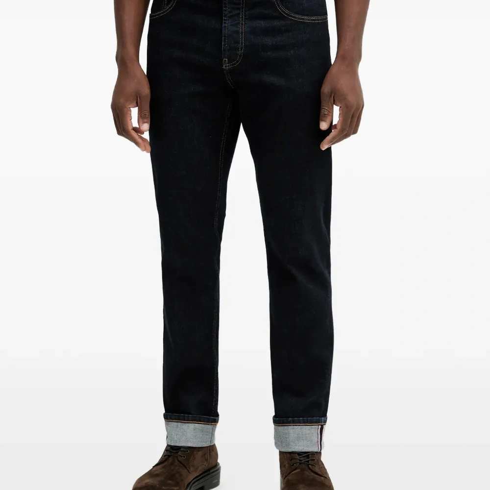 Джинсы с пятью карманами