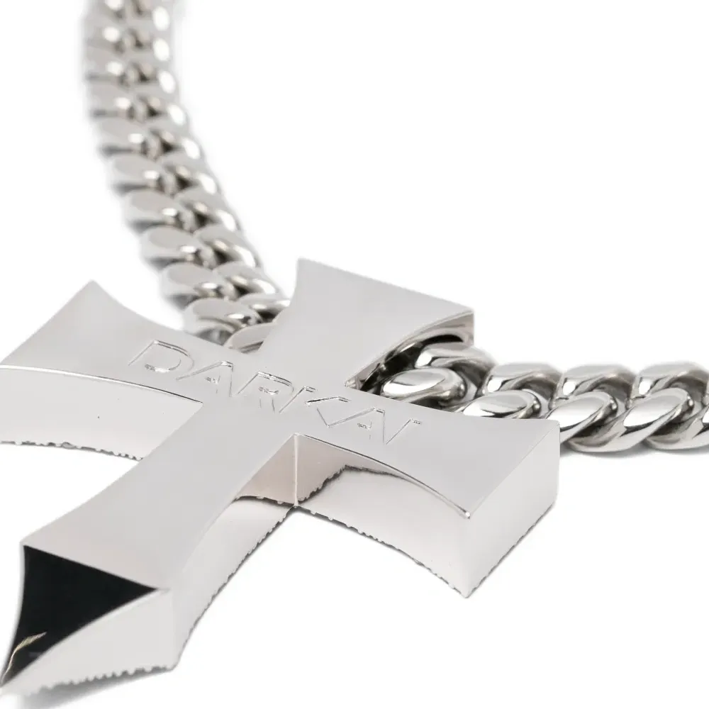 Колье с подвеской Колье с подвеской