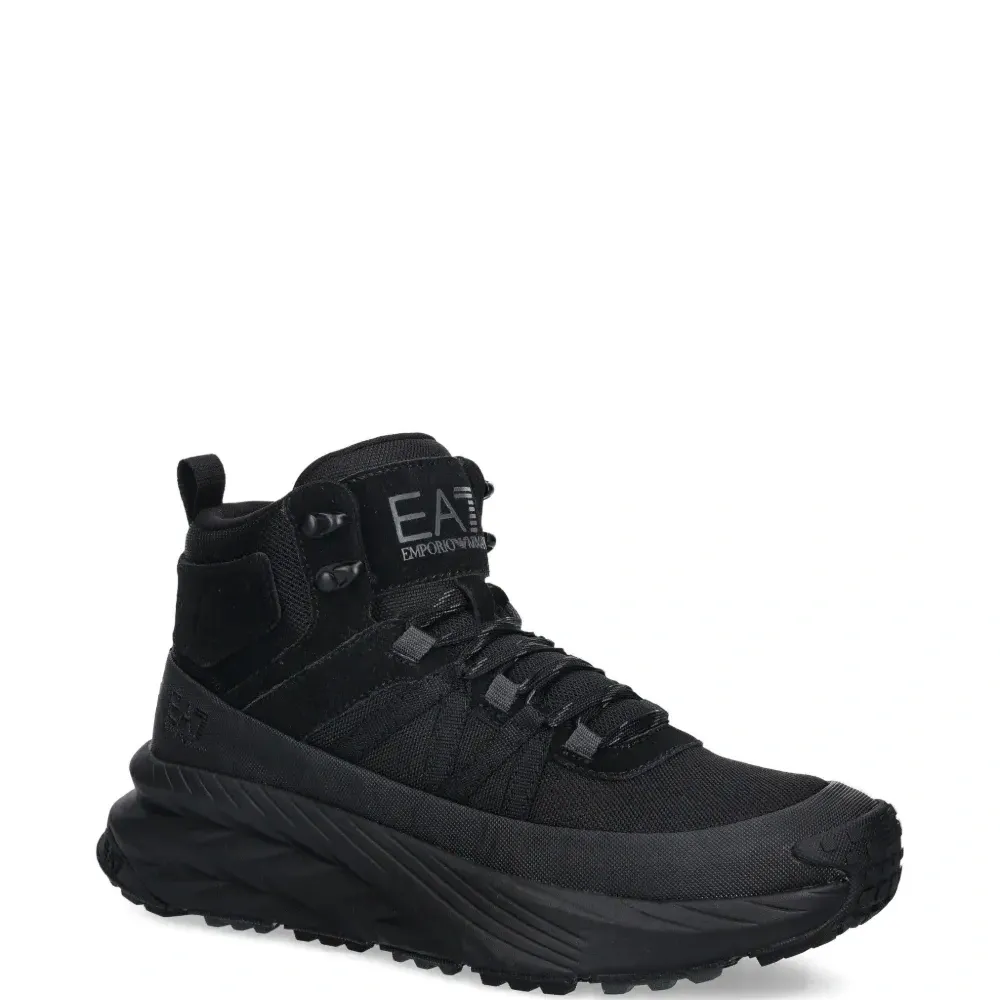 Высокие кеды на шнуровке