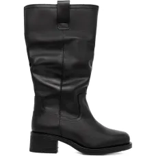 Сапоги до колена на массивном каблуке Сапоги до колена на массивном каблуке