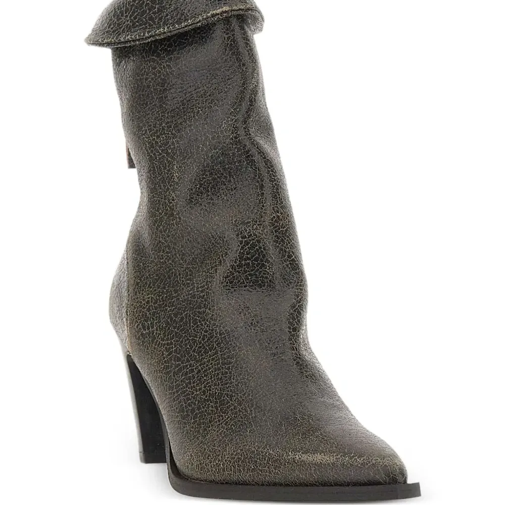 Ботильоны с заостренным носком