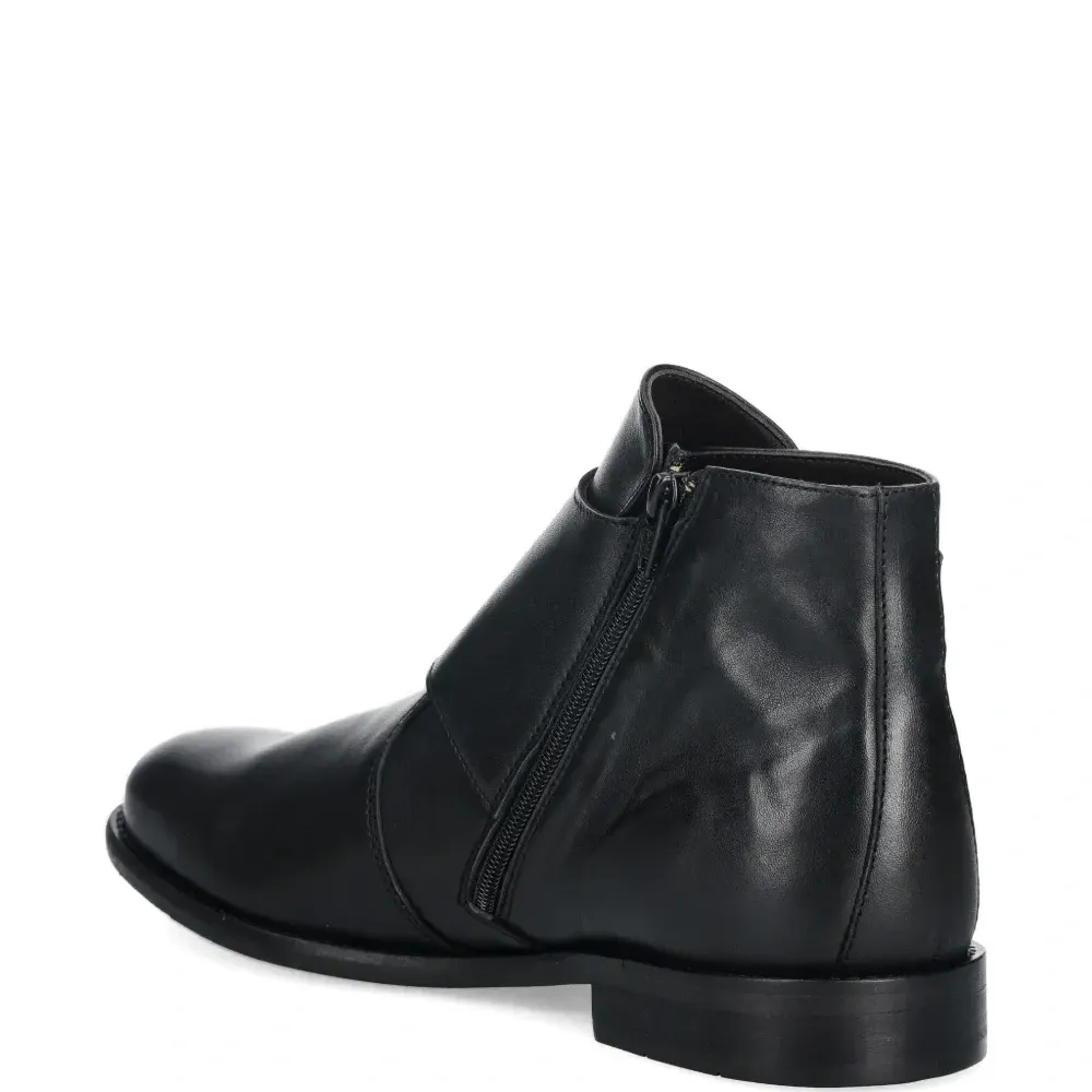 Ботинки на молнии сбоку с пряжкой