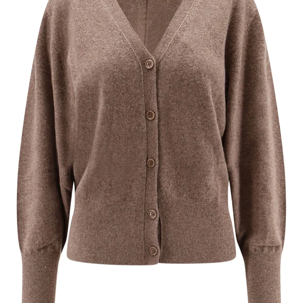 Кардиган с V-образным вырезом