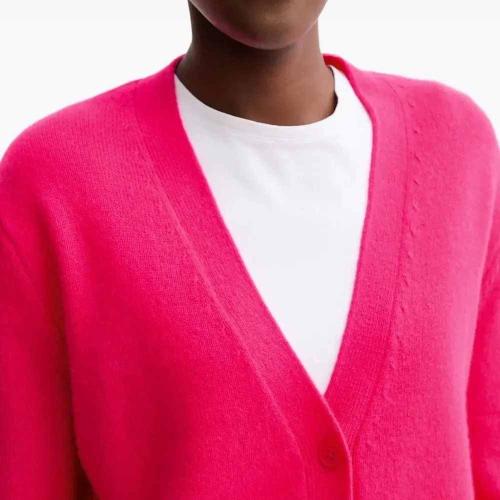 Кардиган с V-образным вырезом