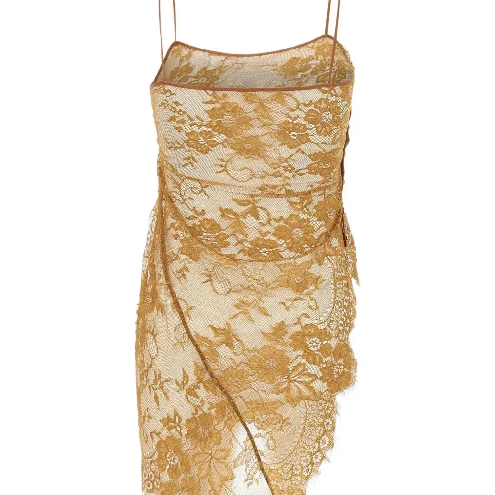 Кружевной топ с драпировкой