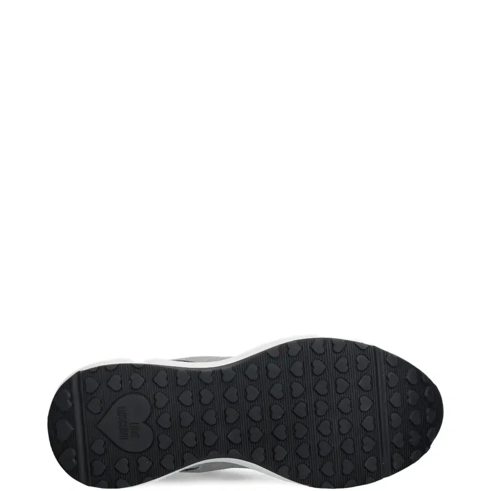 Кроссовки с леопардовым принтом Кроссовки с леопардовым принтом