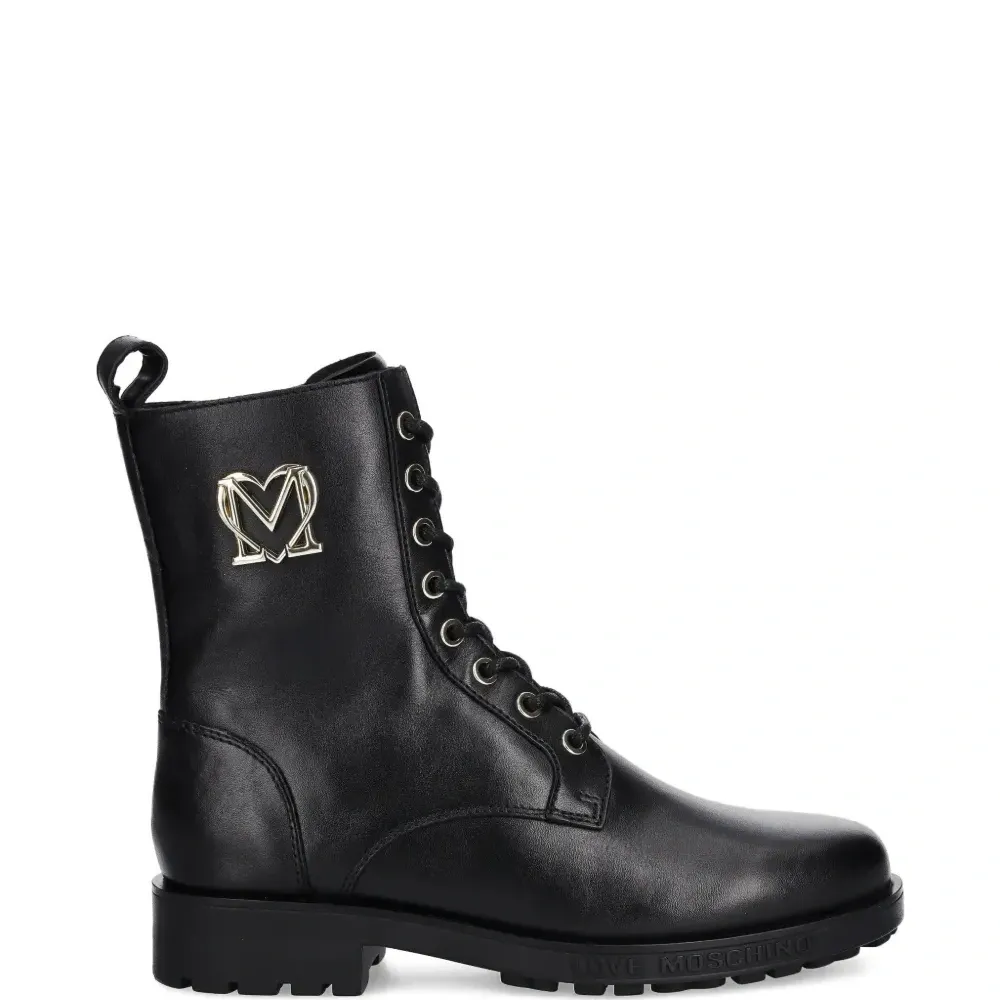 Ботинки на шнуровке с логотипом