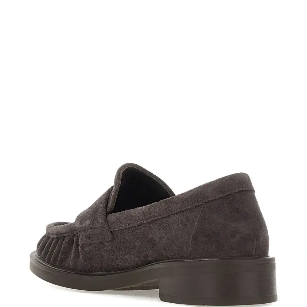 Лоферы из замши Romy