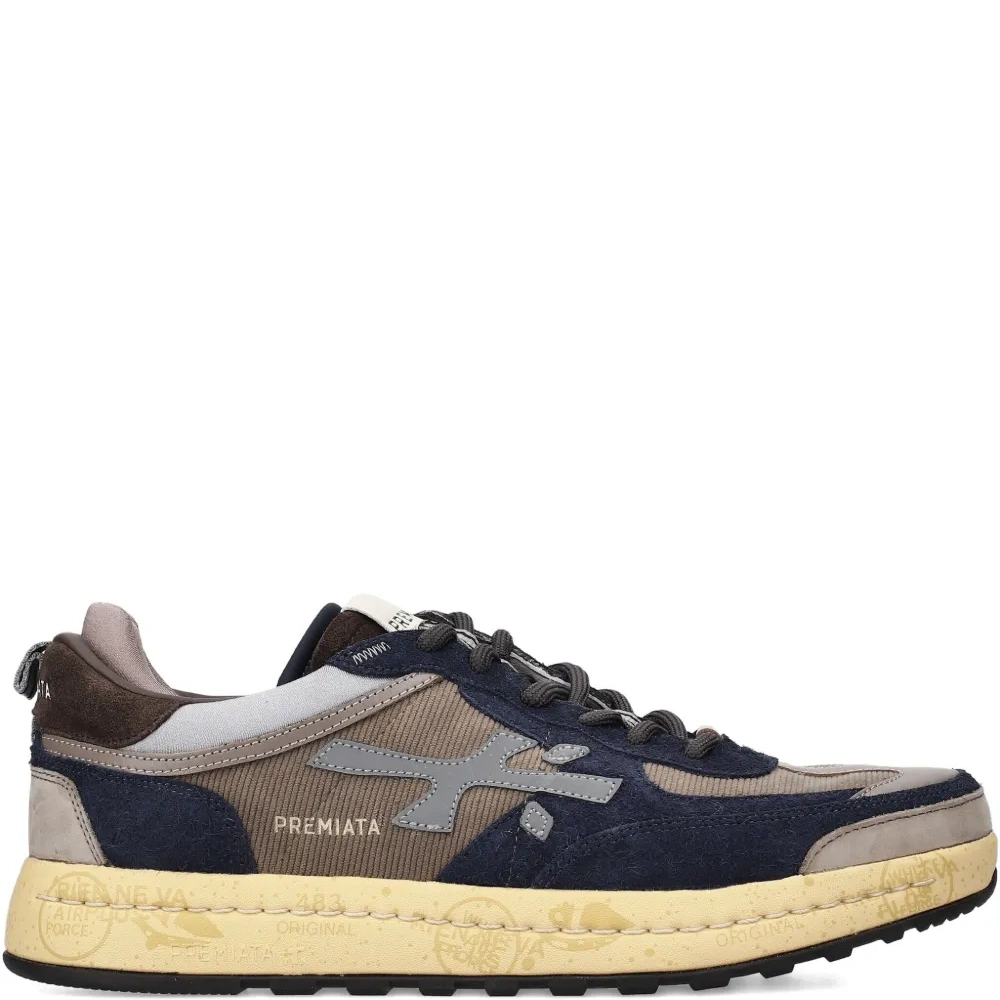 Кроссовки Nous с логотипом