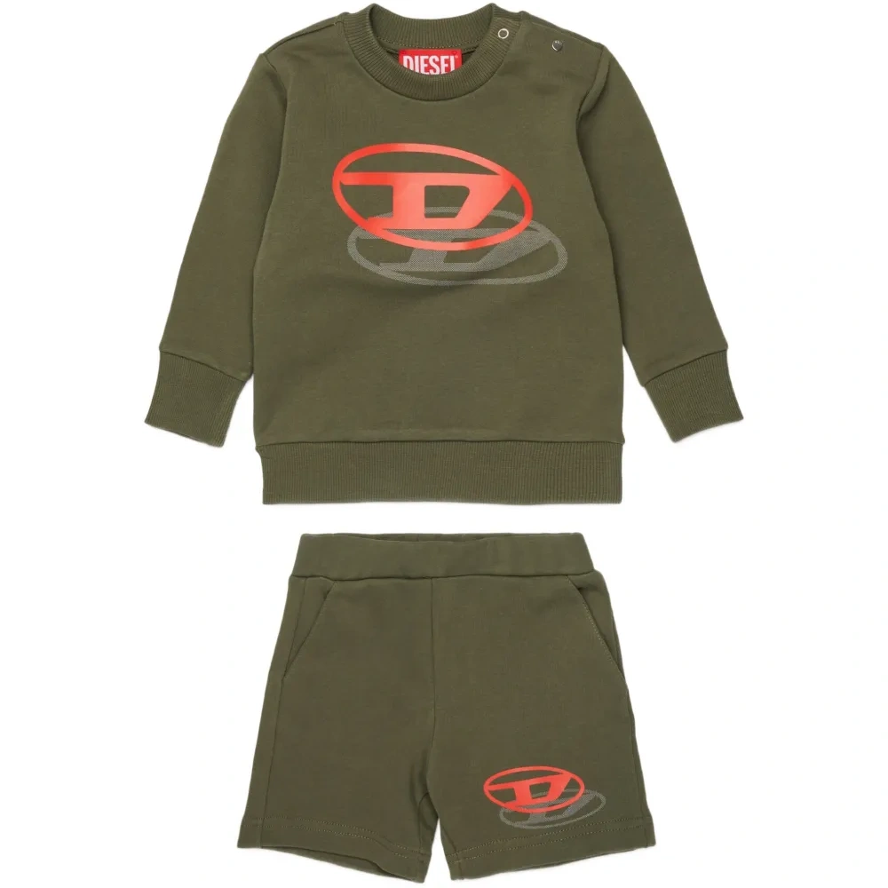 Спортивный костюм с принтом