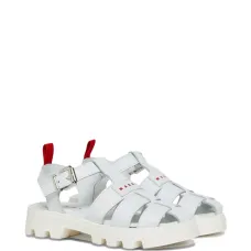 Босоножки с пряжкой