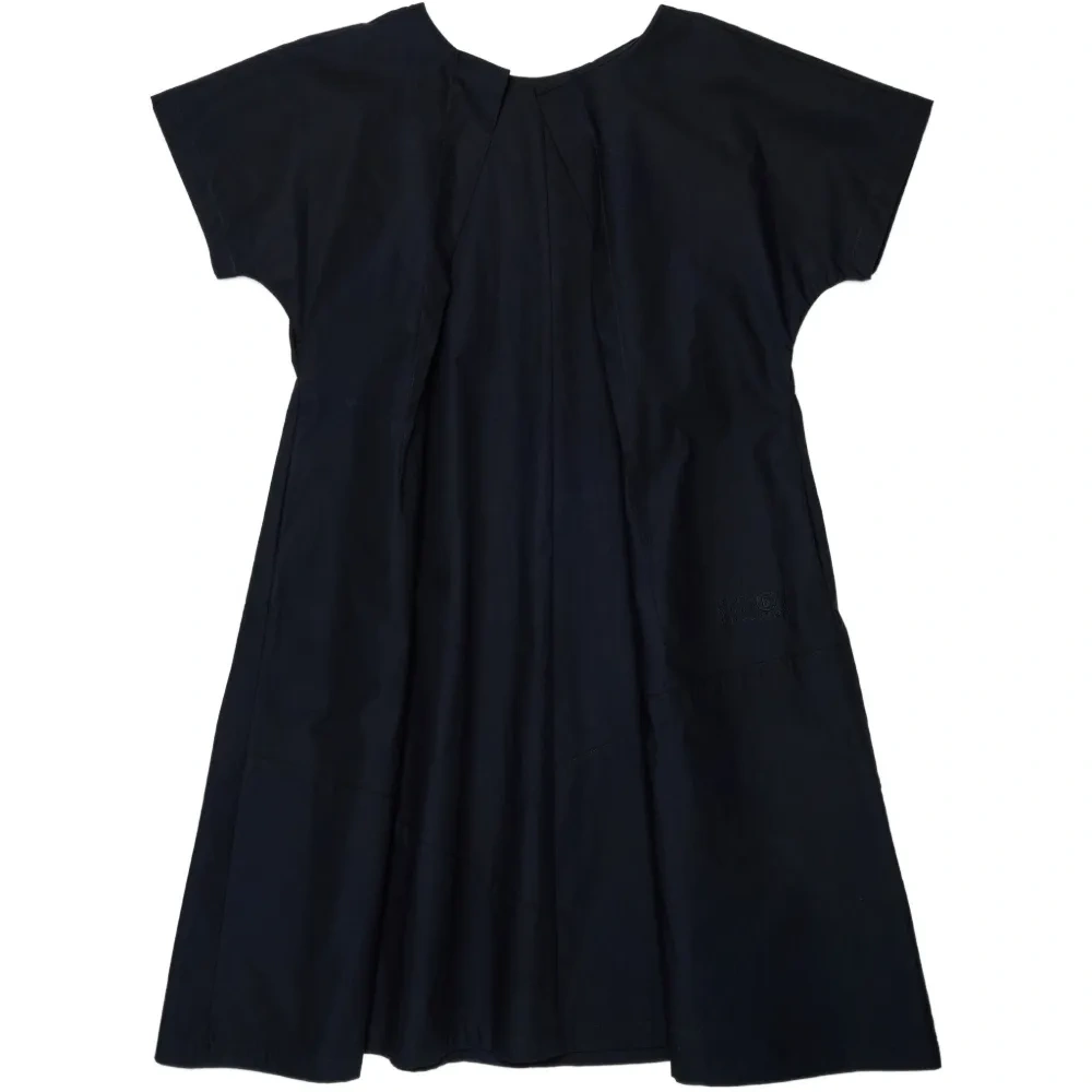 Платье мини с короткими рукавами