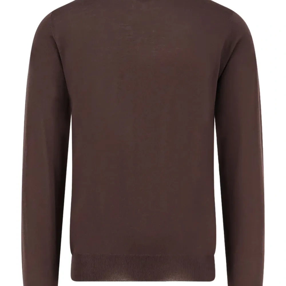 Свитер с воротником-стойкой