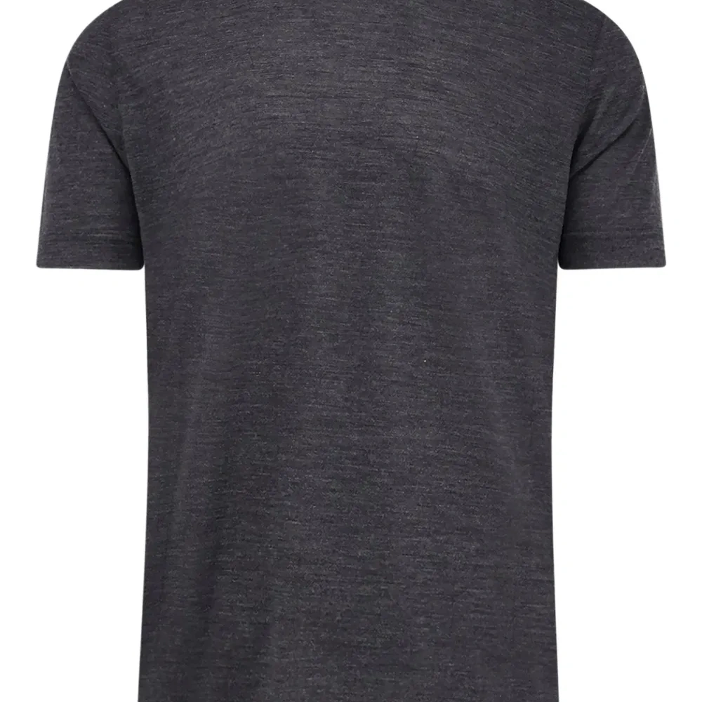 Футболка с круглым вырезом