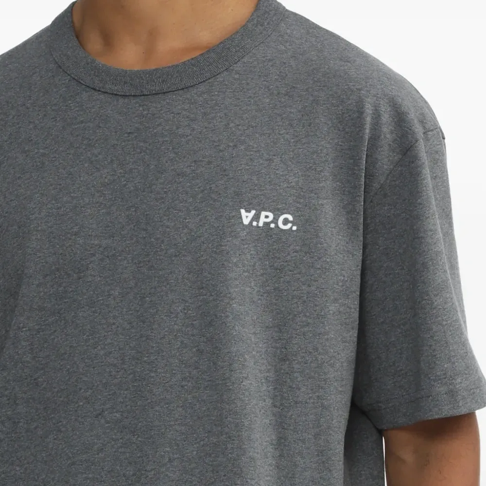 Футболка с круглым вырезом