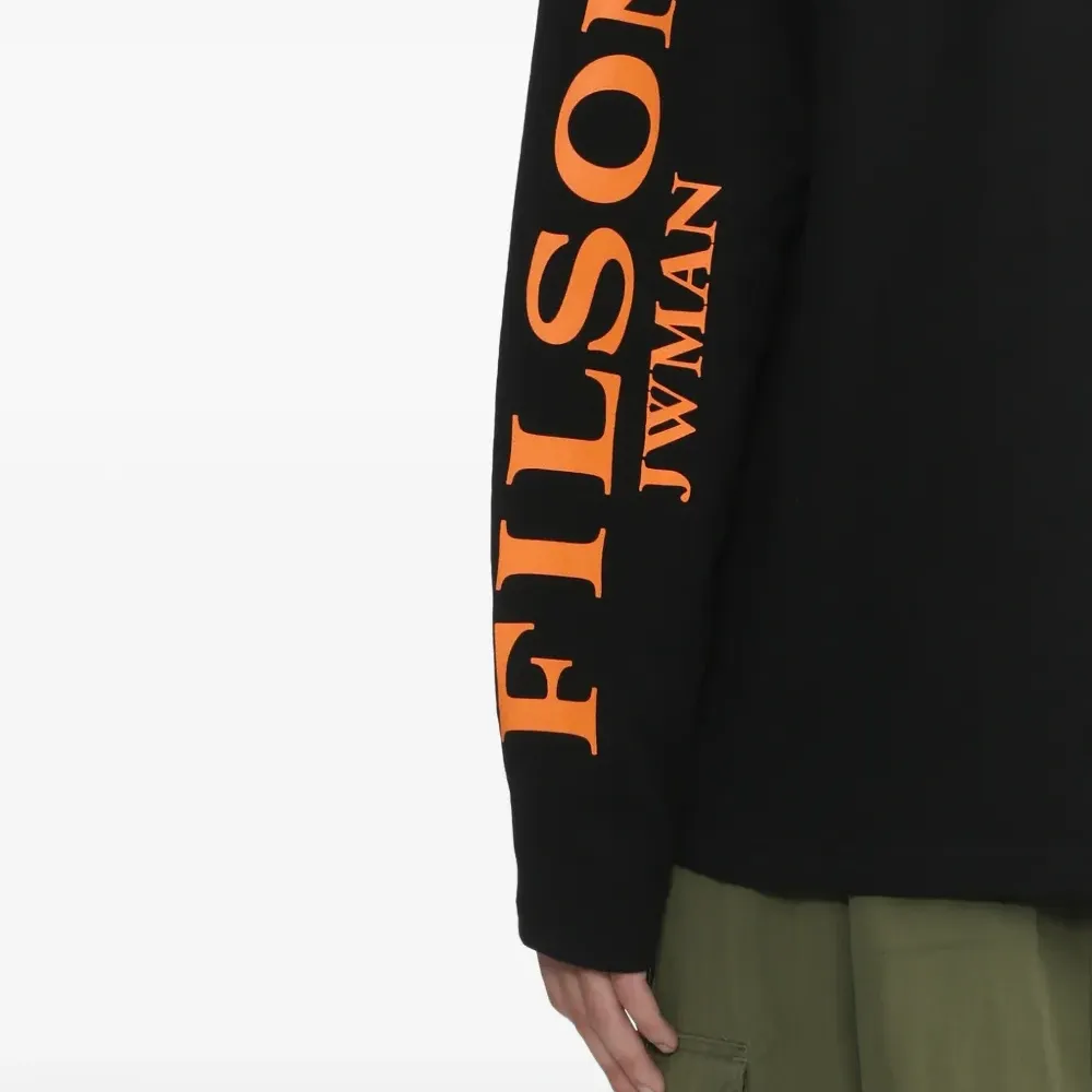 Футболка с длинными рукавами и логотипом