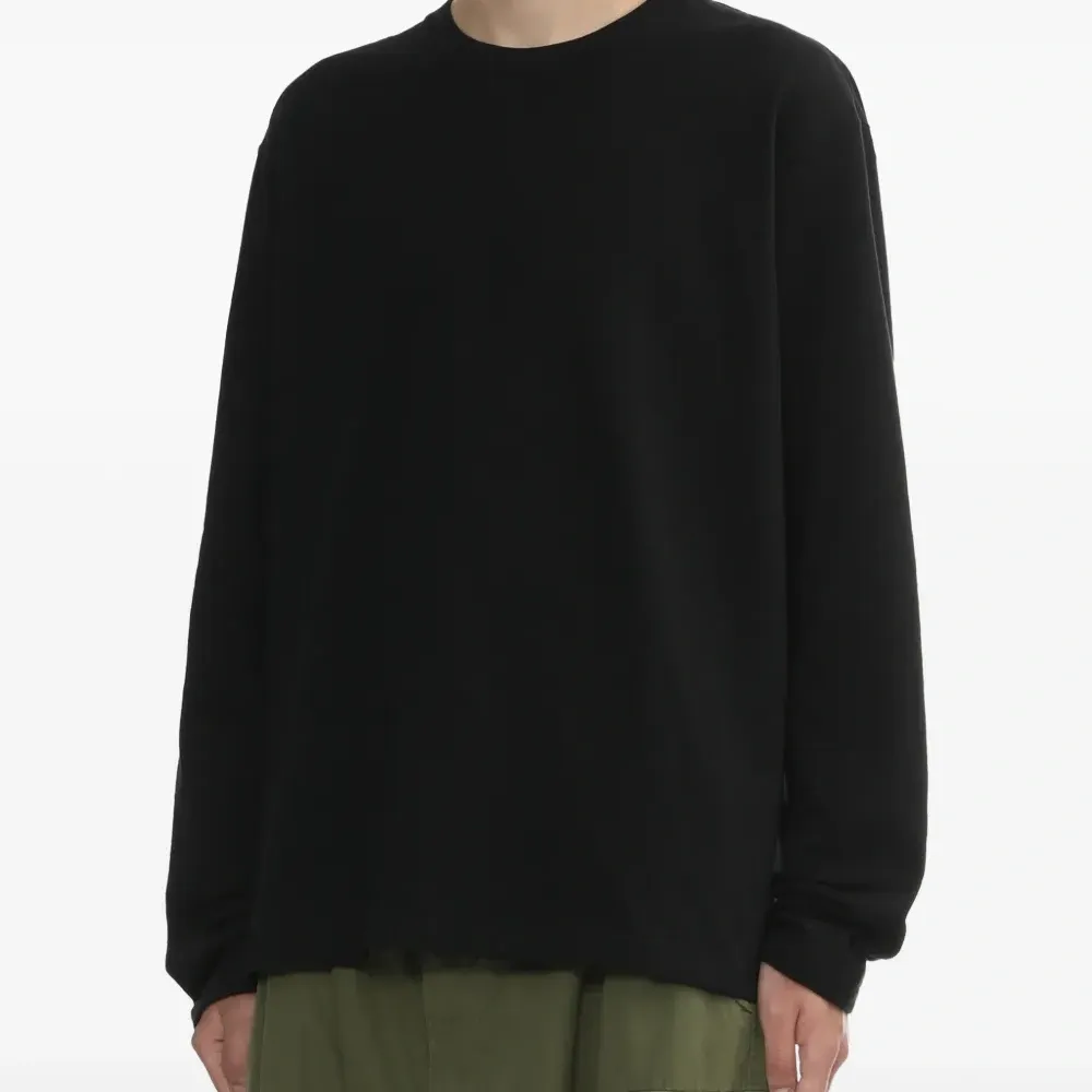 Футболка с длинными рукавами и логотипом