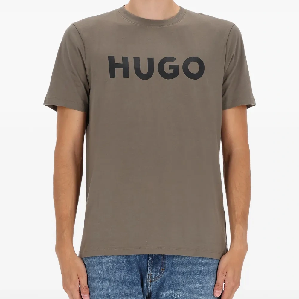 Футболка с логотипом