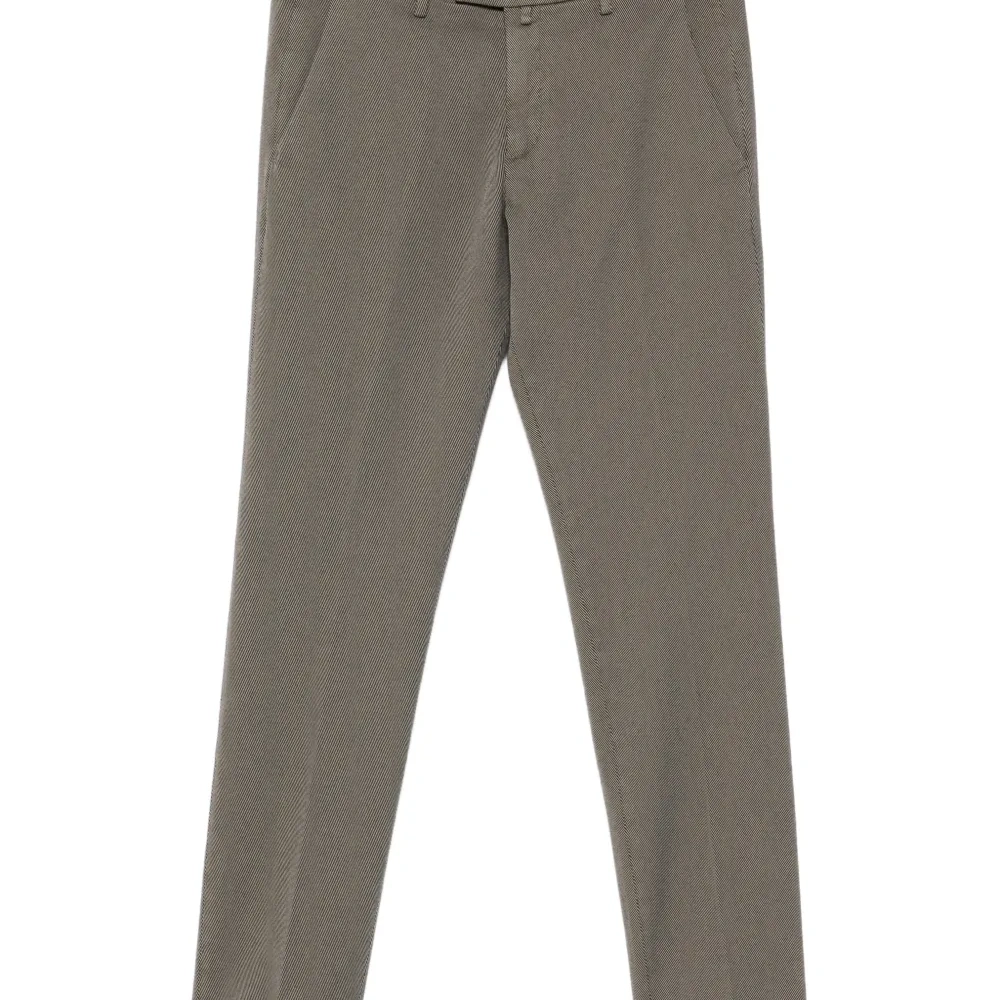 Брюки с манжетами