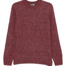 Свитер с круглым вырезом