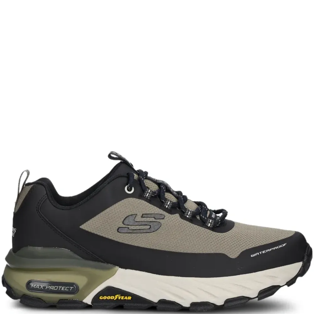 Кроссовки Fast Track из коллаборации с Goodyear Кроссовки Fast Track из коллаборации с Goodyear