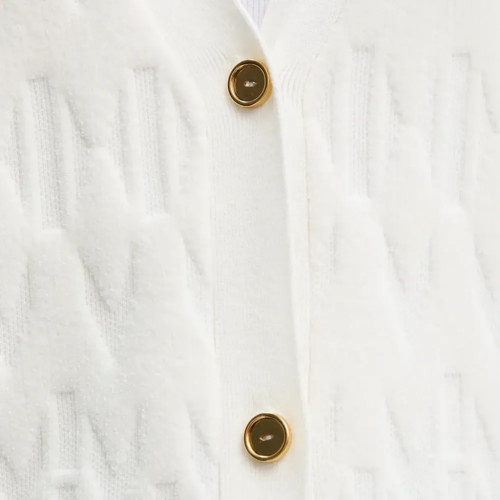 Кардиган на пуговицах