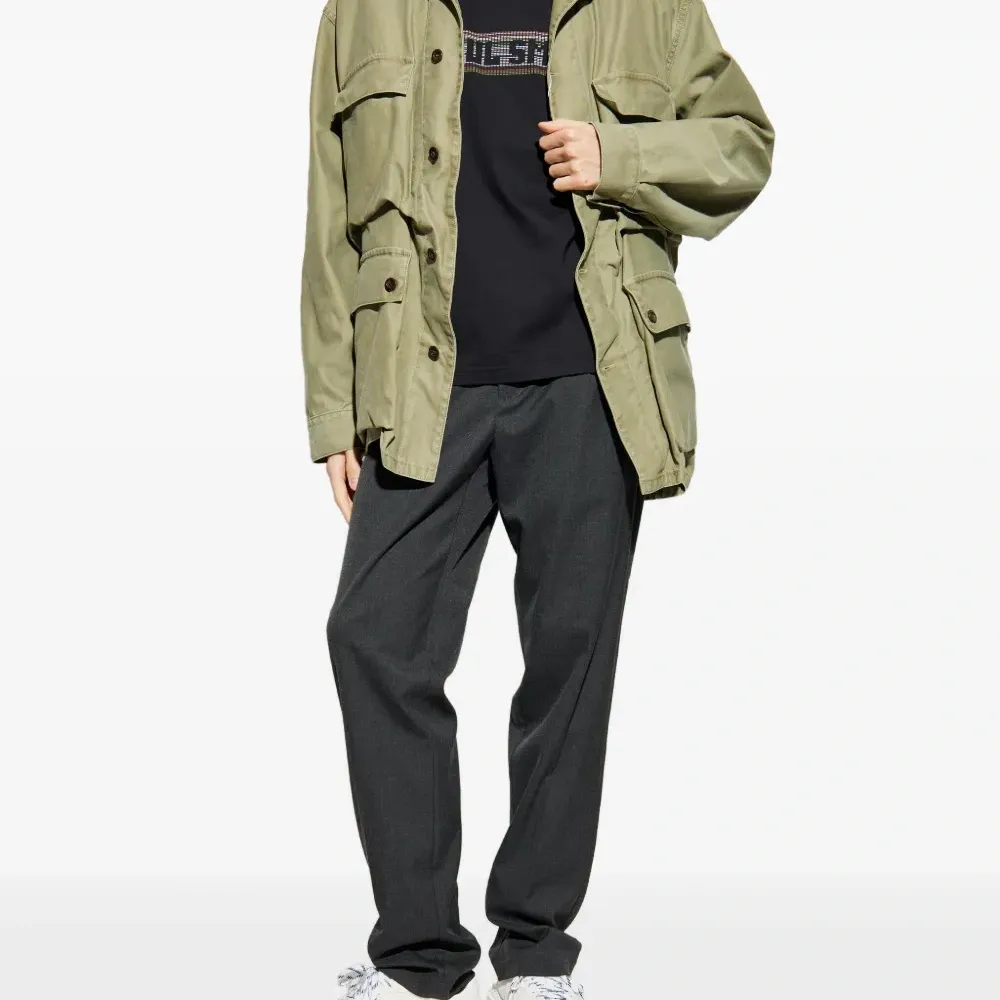 Футболка с логотипом Футболка с логотипом