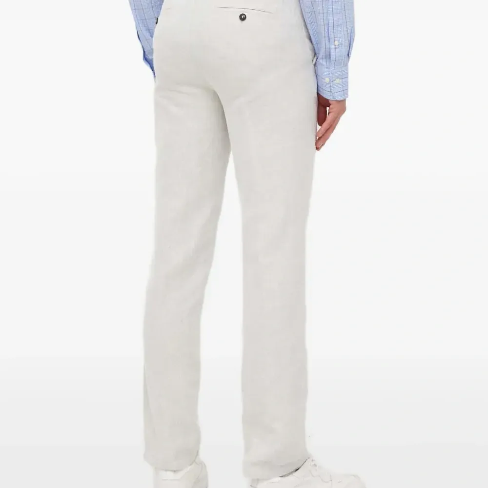 Брюки на пуговицах