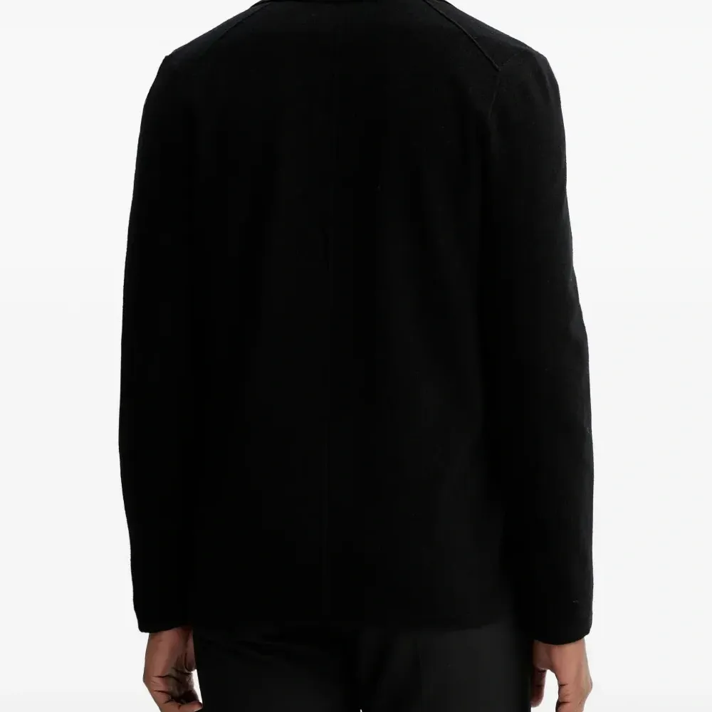 Жакет с лацканами с вырезом