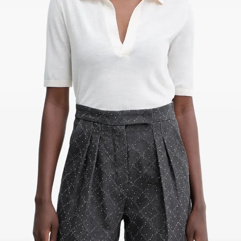 Топ с короткими рукавами