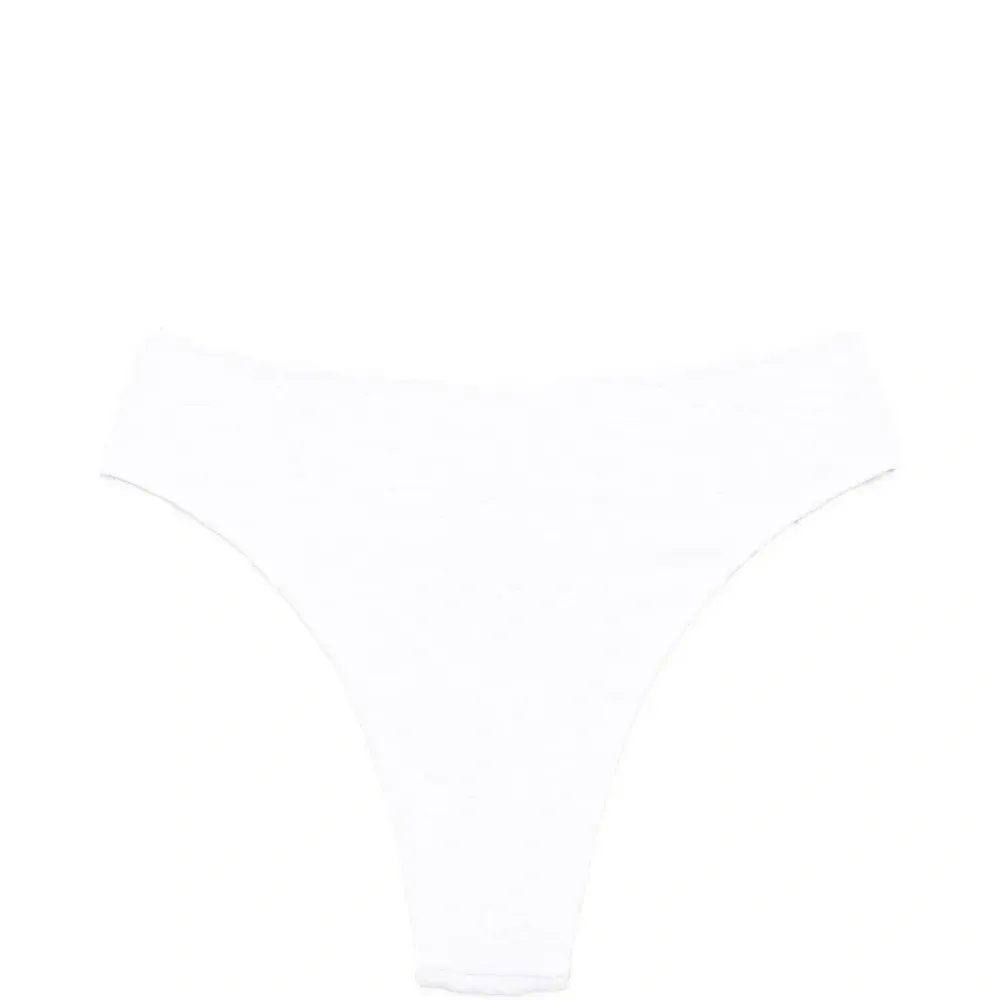 Бикини-низ с цветочной вышивкой