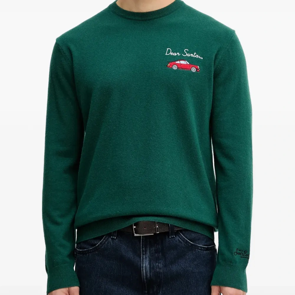 Свитер с круглым вырезом и вышивкой