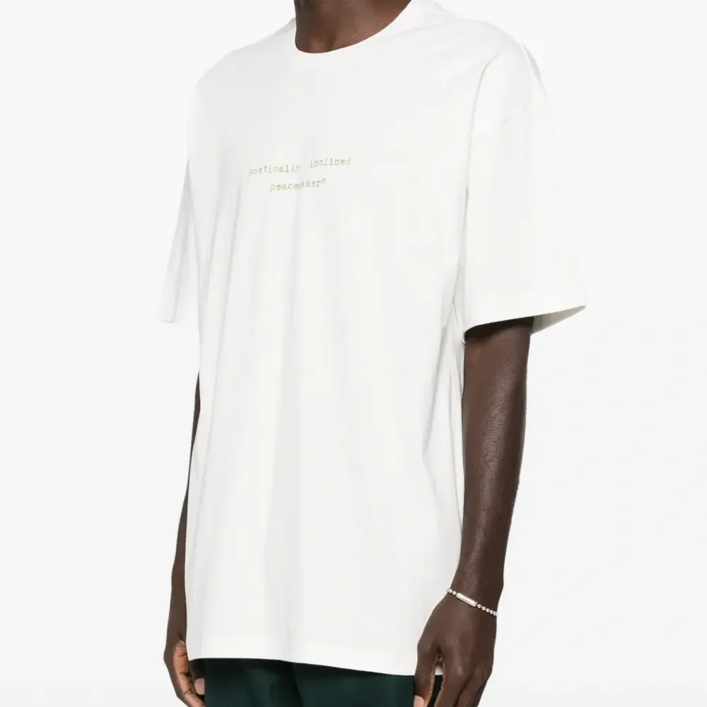 Футболка с круглым вырезом