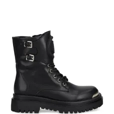 Ботинки на шнуровке с пряжкой